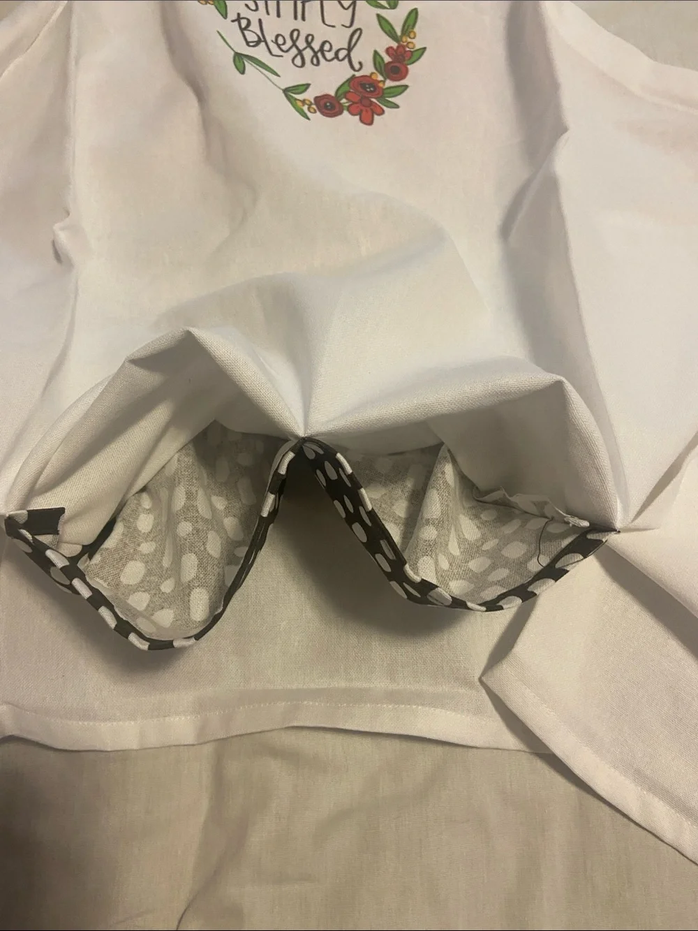 'Simply Blessed' White Printed Apron